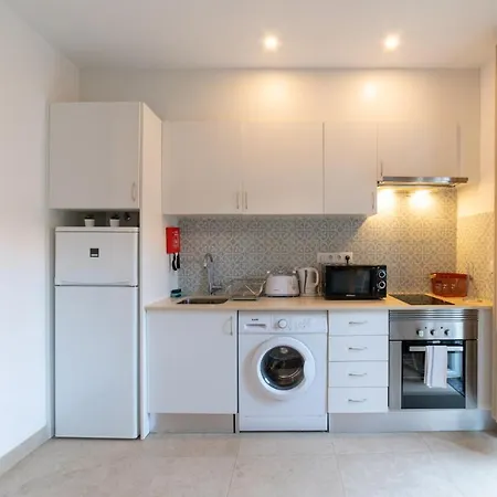 Hill House - No. 599b Daire *