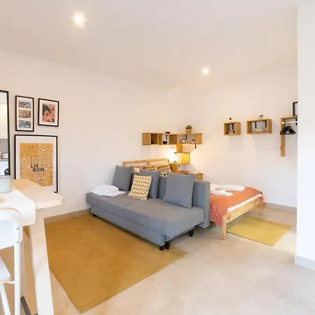 Hill House - No. 599b Daire Lisboa